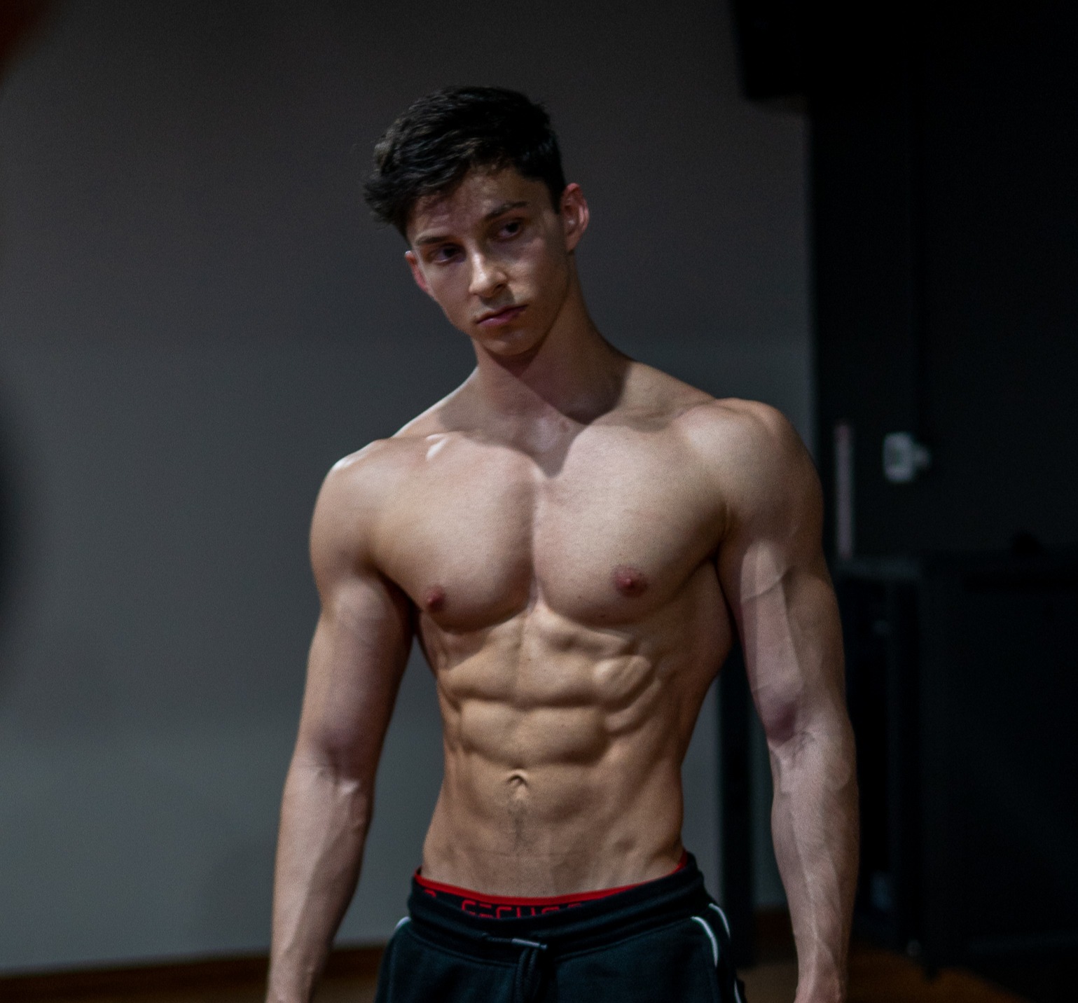 Full physique spotlight